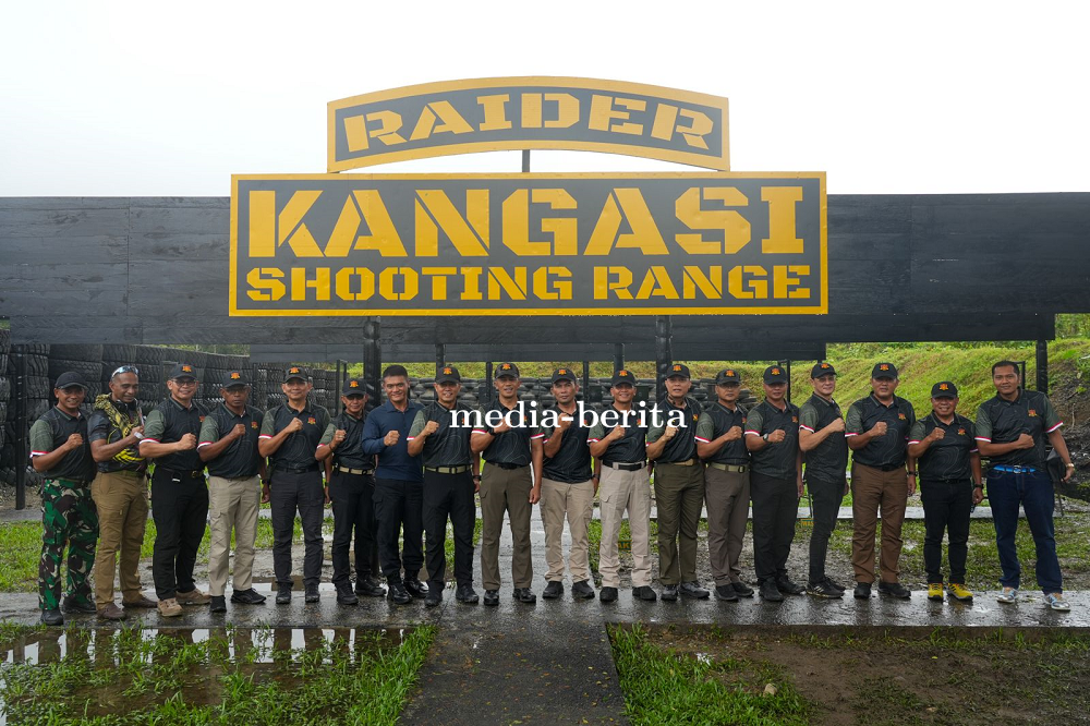 Danrem 172/PWY Ukir Prestasi di Lomba Menembak Pistol Eksekutif Trisula Open Championship
