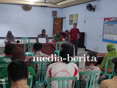 Pendampingan Penyaluran BLT-DD di Desa Pekauman, Banjarnegara