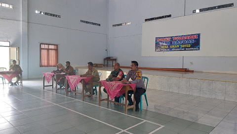 Babinsa hadiri rapat evaluasi tim satgas desa aman covid
