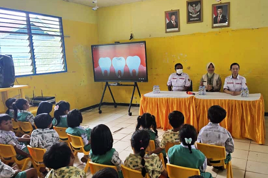 Parenting Class TK Kartika VI-9 Merauke Menjaga Kesehatan Gigi Sejak Usia Dini