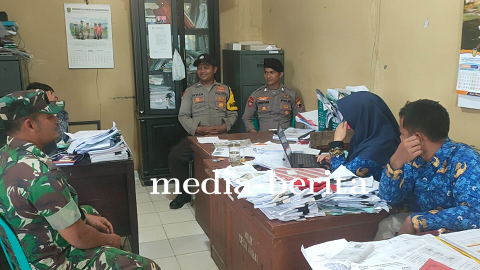 Sinergitas Babinsa Dan Babinkamtibmas Komsos Dengan Perangkat Desa