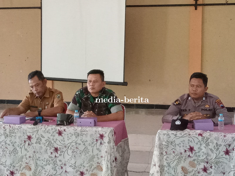 Danramil 11/Punggelan Beserta Jajaran Forkopimcam Gelar Rakor Penanggulangan Bencana Alam
