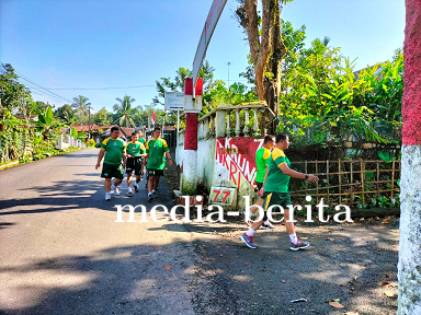 Olahraga pagi guna menjaga fisik untuk mendukung tugas di lapangan
