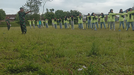 Latih PBB Babinsa Terus Bina Mental dan Karakter Pelajar