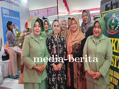 Kreativitas Persit KCK Pameran Kerajinan dan Bazar Makanan di Banjarnegara UKM Expo 2024