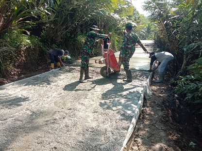 Satgas TMMD Kodim 0704 Banjarnegara Cor Jalan 806 Meter di Desa Sijengung