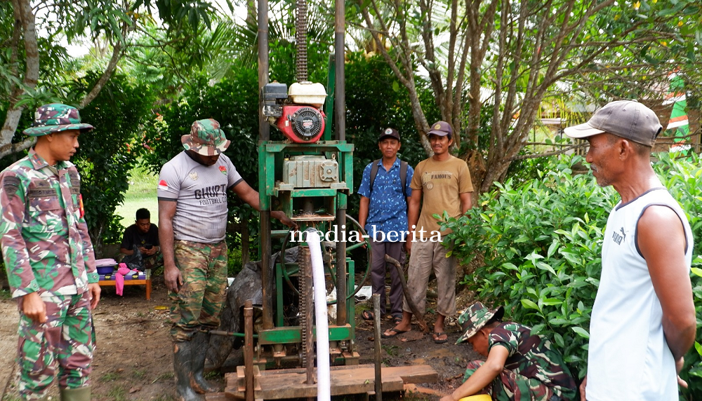 Air Bersih Mengalir, Harapan Baru Masyarakat Kamno Sari Bersemi Lewat TMMD