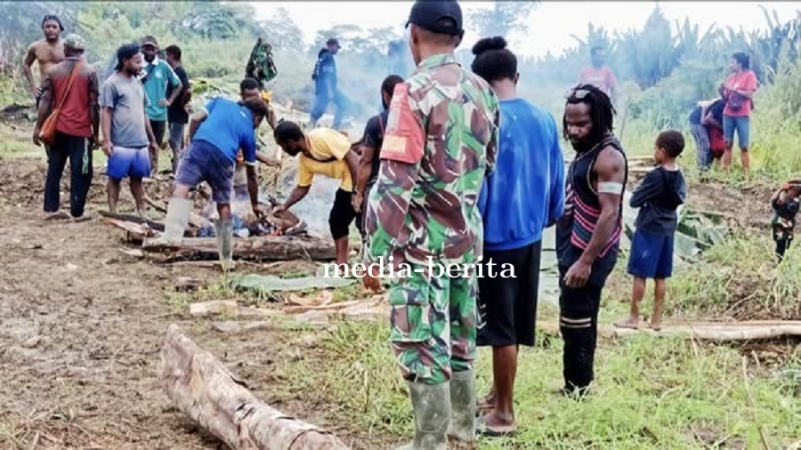 Babinsa Muara Tami Pastikan Natal Bersama dan Pelantikan Kepala Suku Berjalan Lancar