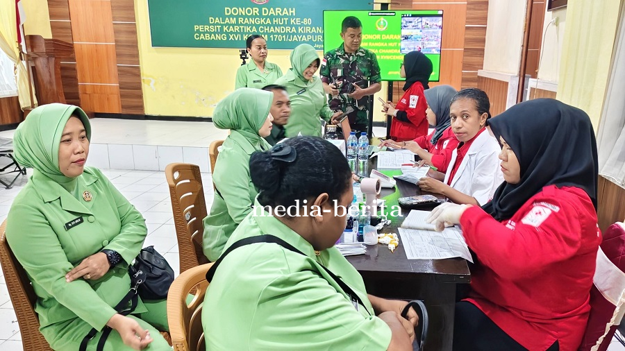 HUT ke-80 Persit KCK Cabang XVI, Kodim 1701/Jayapura Gelar Donor Darah 