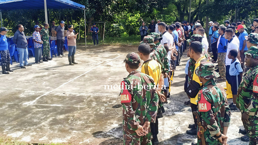 Antisipasi Luapan Danau Sentani, Koramil Sentani Bersama Warga Normalisasi Kali Jaifuri