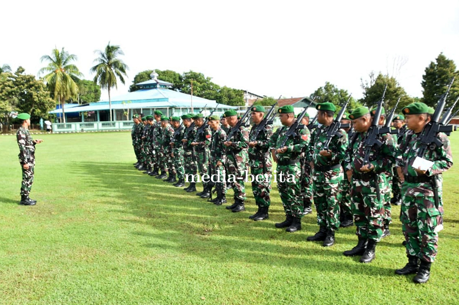 Upacara Bendera Akhir Tahun, Dandim 1707/Merauke Ajak Prajurit Perkuat Kepedulian Dan Empati Sosial