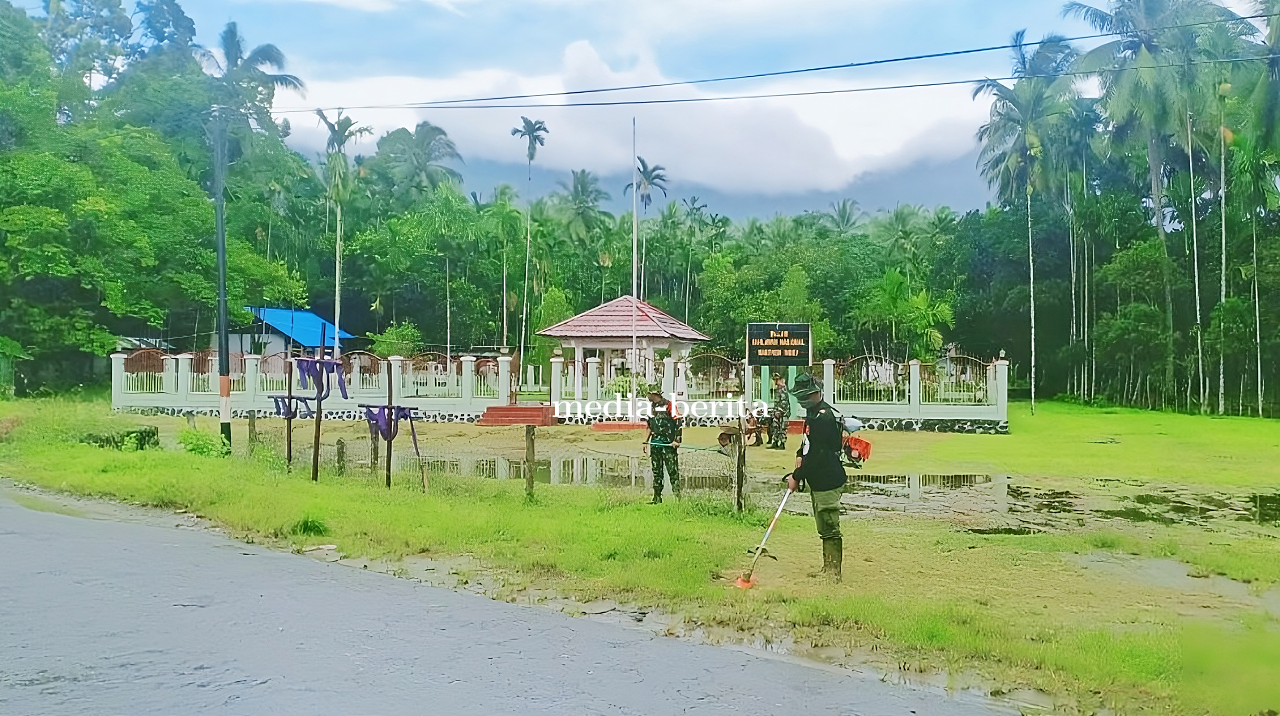 Karya Bakti Koramil Sentani Sambut Hari Kembalinya Papua Barat Ke Pangkuan NKRI