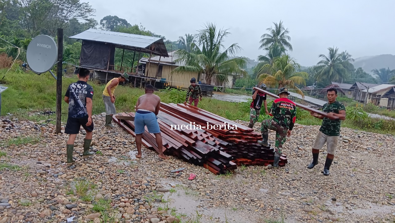 Semangat Dan Kerja Keras Satgas TMMD Kodim Jayapura Bangun Gereja