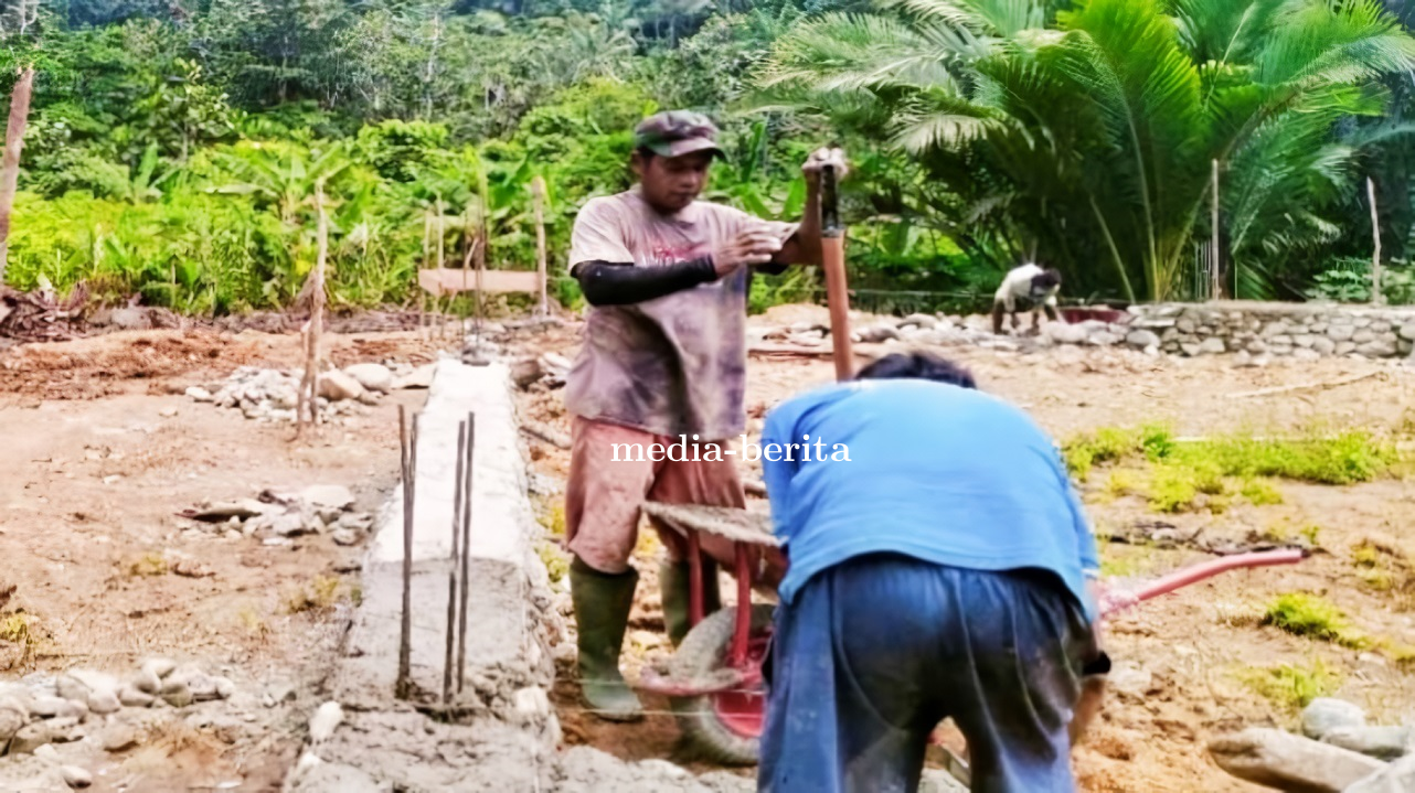 Tingkatkan Pelayanan Kesehatan Satgas TMMD Kodim Jayapura Bangun Pustu
