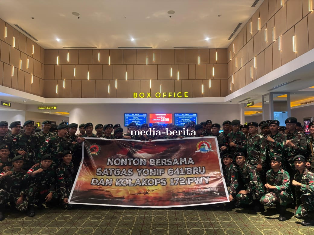 Satgas Yonif 641/Beruang Menyerbu Mall Jayapura