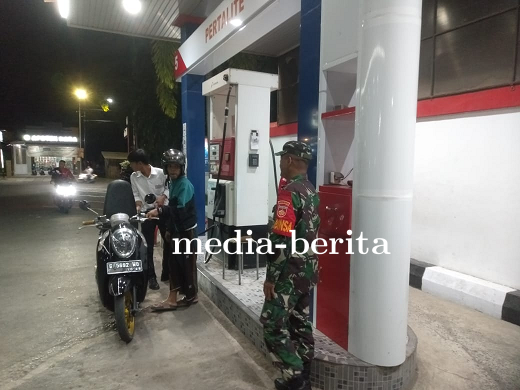 Cegah Gangguan Kamtibmas Pada Obyek Vital, Babinsa Kodim Tegal Patroli SPBU