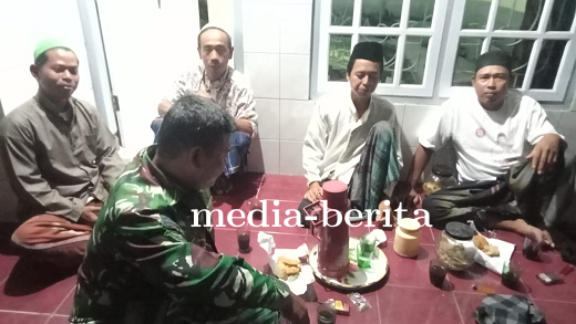 Dalam Rangka Menjaga Kondusifitas Kamtibmas Babinsa Kodim 0712 Tegal Korem 071 Wijayakusuma Sambangi