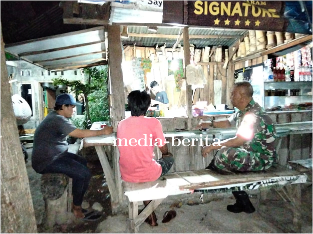 Babinsa Koramil 15 Lebaksiu Melaksanakan Pembinaan Teritorial Kepada Warga Desa Yamansari