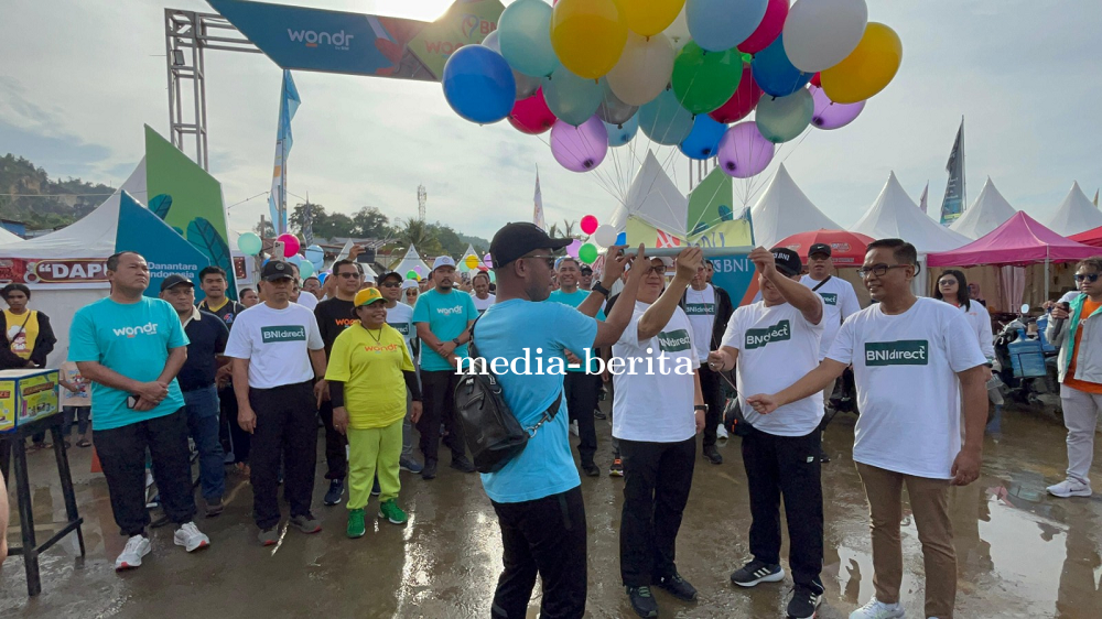 Danrem 172/PWY Meriahkan Funwalk HUT ke-79 BNI Bersama Masyarakat Jayapura