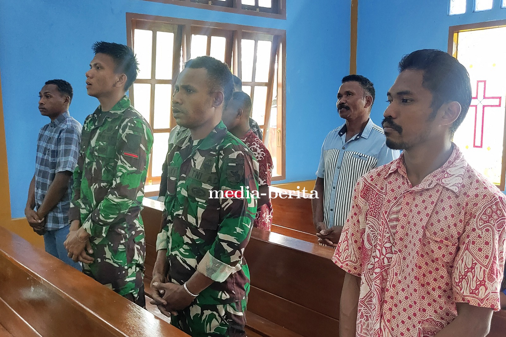 Di Tengah Misi Pengabdian, Prajurit TMMD Kokohkan Iman Bersama Rakyat