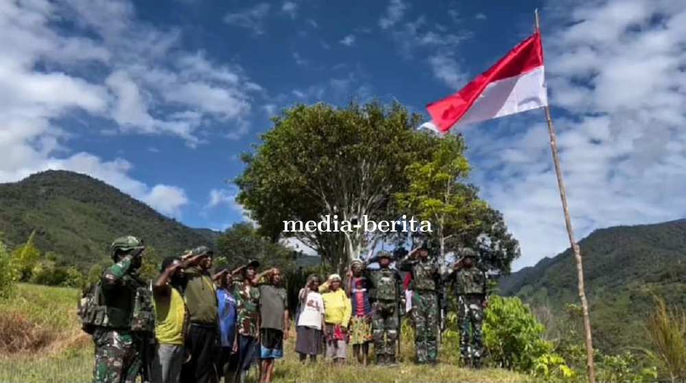 Kibarkan Merah Putih Bersama Masyarakat Sambut HUT Ke- 80 Republik Indonesia