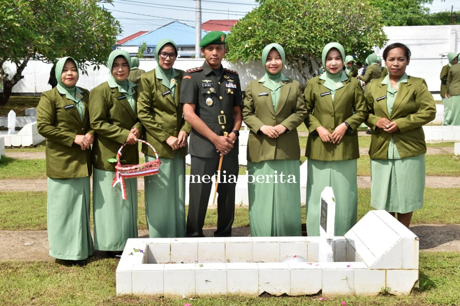 Dandim 1707/Merauke Ikuti Ziarah Rombongan: Bangsa Besar Adalah Bangsa Yang Menghargai Jasa Pahlawan