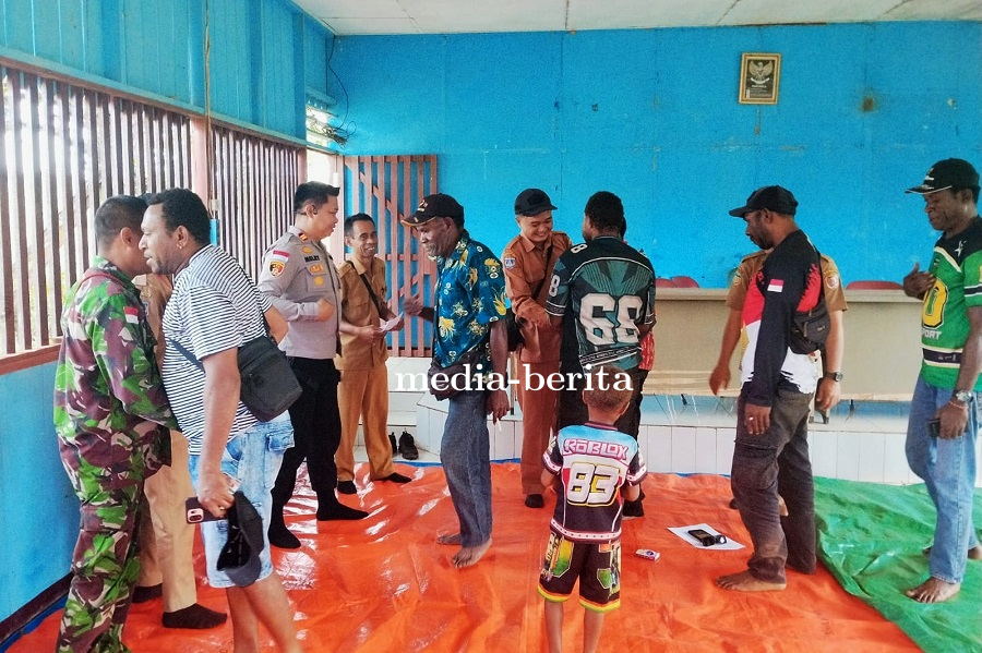 Musyawarah Tanah Restan di Kampung Mandekman Berlangsung Aman, Babinsa Ajak Warga Jaga Kebersamaan