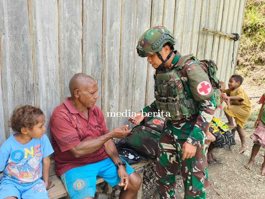 Pos Okyop Satgas Yonif 753/AVT Gelar Pengobatan Gratis di Kampung Okyop: Kedekatan TNI-Rakyat terus 