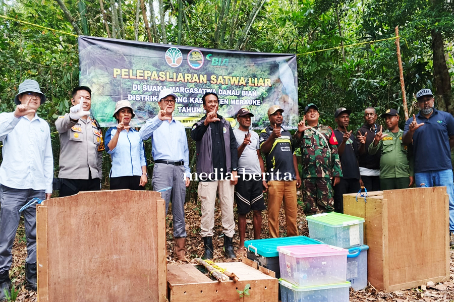 Peran Aktif Babinsa Muting Dukung Pelepasliaran Satwa Untuk Keseimbangan dan Kelestarian Alam