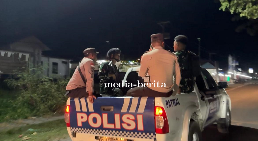 Sinergi Bela Rakyat: Yonif TP 860/NSK Bersama Polres Waropen Gelar Patroli Malam Hajar Titik Rawan