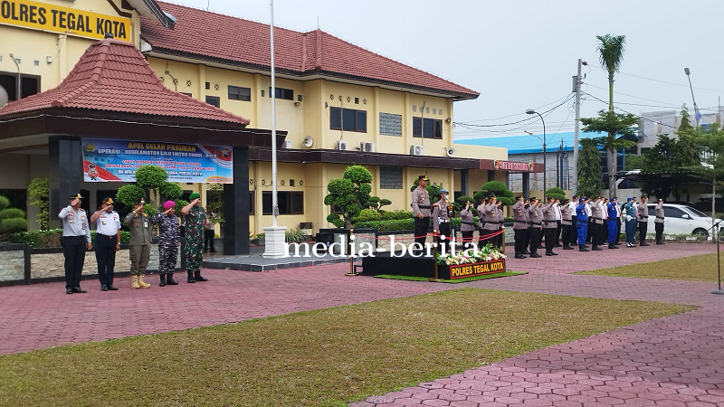 Dandim 0712 Tegal Hadiri Apel Gelar Pasukan Operasi Keselamatan Lalu Lintas Candi 2023