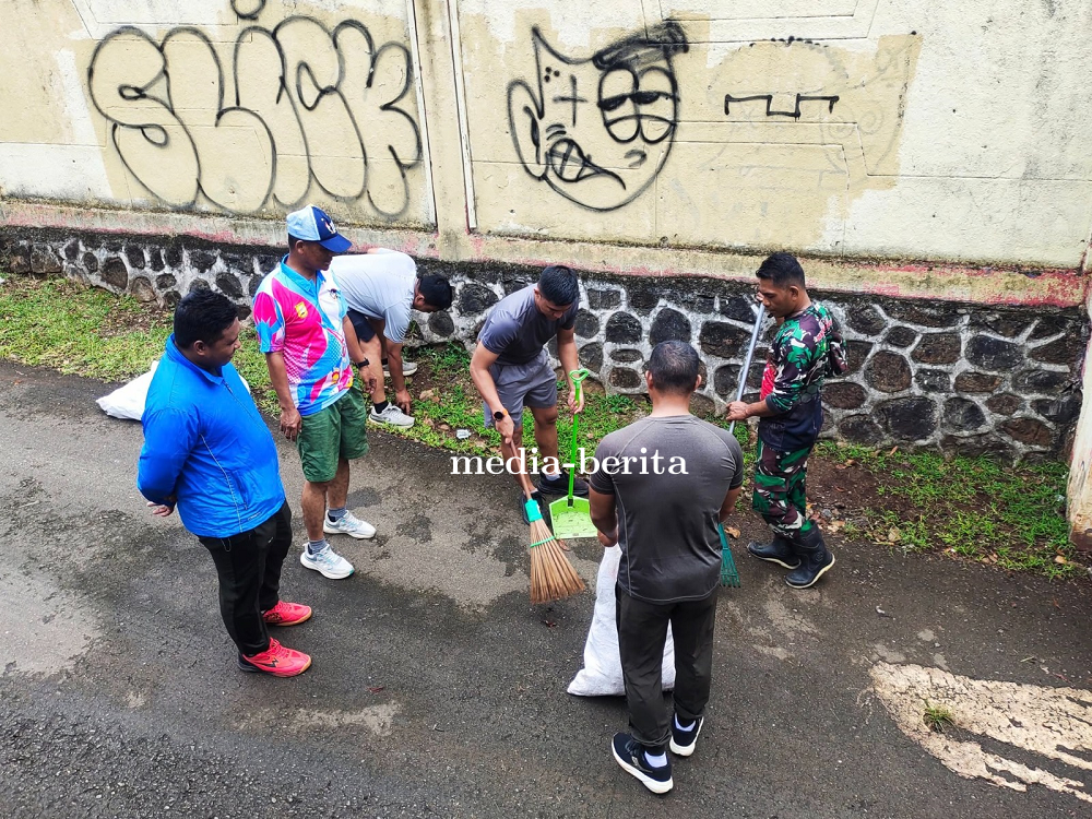 Kasdim Jayapura Pimpin Jumat Bersih di Lapangan Mandala