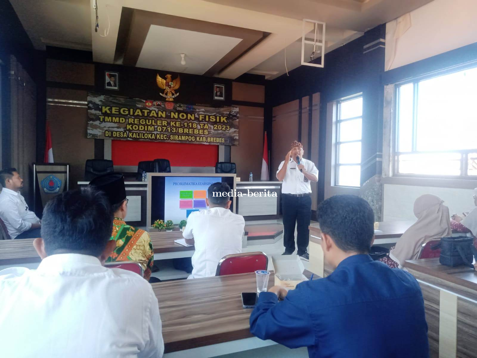Dinarpus Brebes Sosialisasikan Manajemen Arsip Digital di Non Fisik TMMD