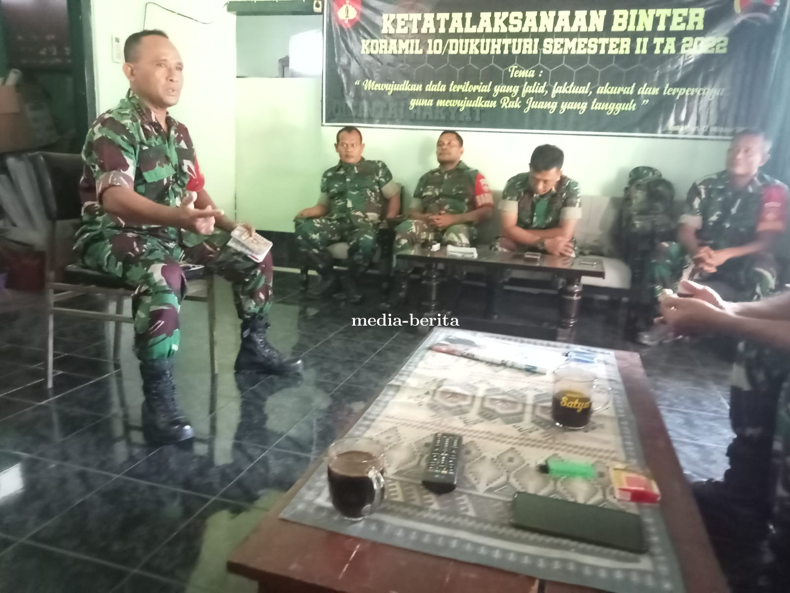 Evaluasi Pelaksanaan Tugas Para Babinsa, Danramil 10 Dukuhturi Laksanakan Jam Danramil