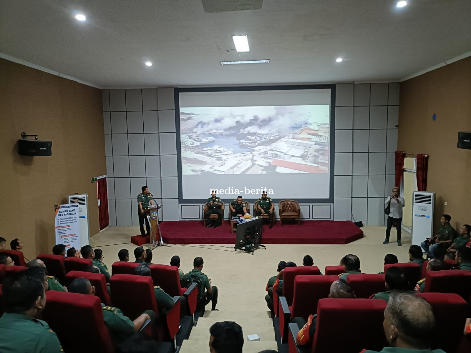 Pengarahan Dan Pembekalan Komandan Kodim 0712 Tegal Tentang Pilkades Dan Netralitas TNI Dalam Pemilu