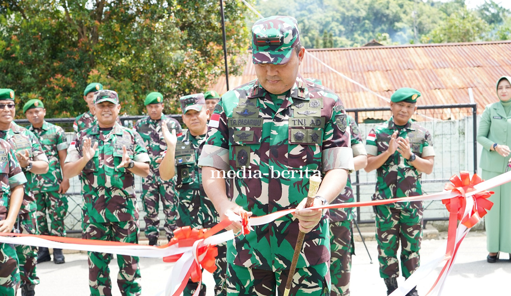 Danrem 172/PWY Resmikan Renovasi Kantor Ajenrem 172/PWY: Wujud Semangat Baru dalam Tugas