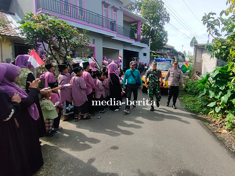 Kawal Pawai Taaruf  Khotmil Quran Akhirusanah TPQ