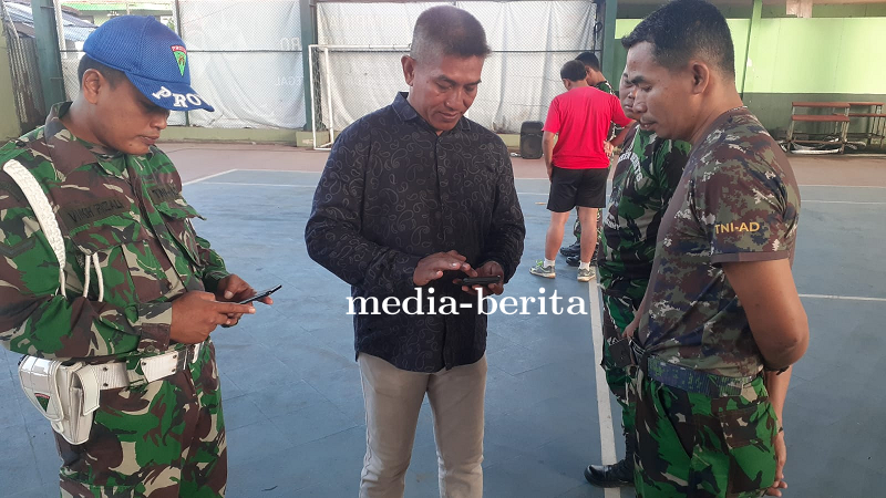 Pastikan Tidak Ada Aplikasi Judi Online, HP Prajurit Kodim Tegal Di Cek Pasi Intel