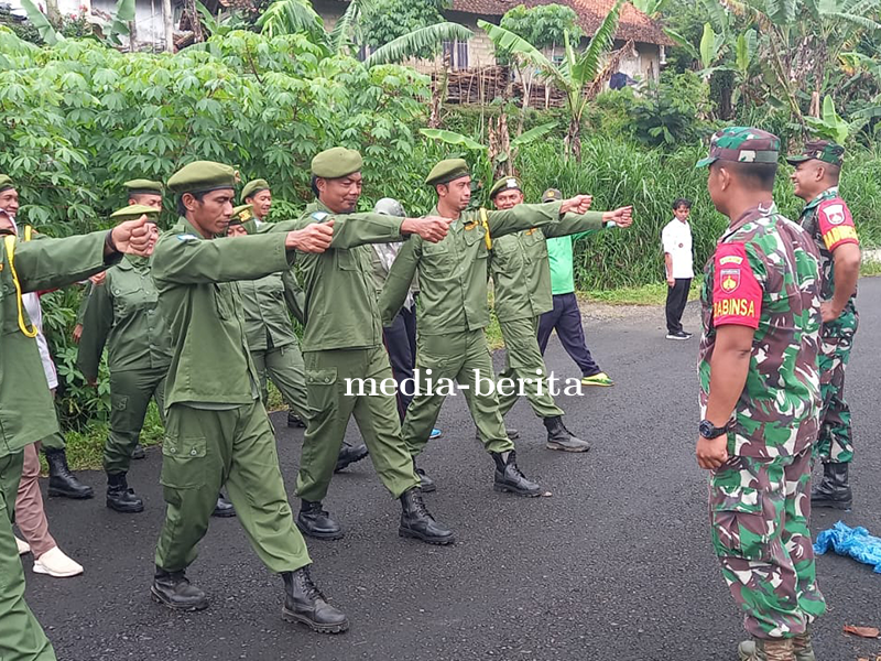Melatih Serta Menanamkan Disiplin Dan Semangat Bela Negara