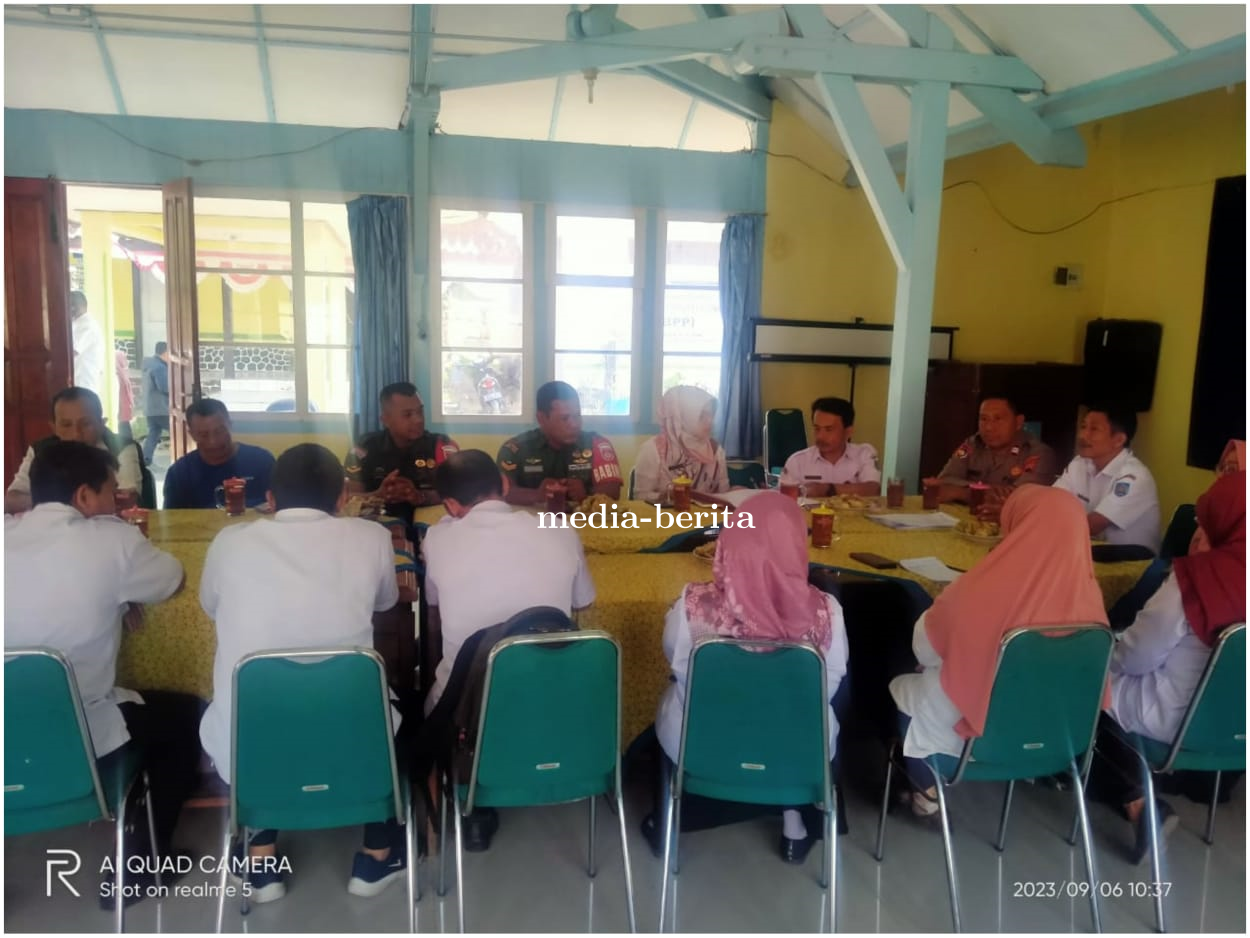 Wakili Danramil, Babinsa Serda Suroso Hadiri Rapat Pembubaran Panitia HUT RI Ke-78 Tingkat Kecamatan