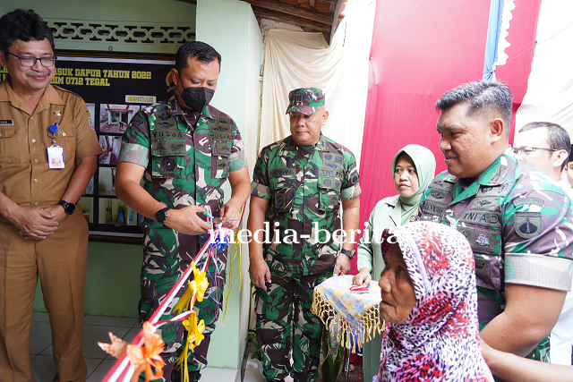 Dandim 0712 Tegal Dampingi Komandan Korem 071Wijayakusuma Resmi Serahkan Kunci RTLH Bantuan dari KAS