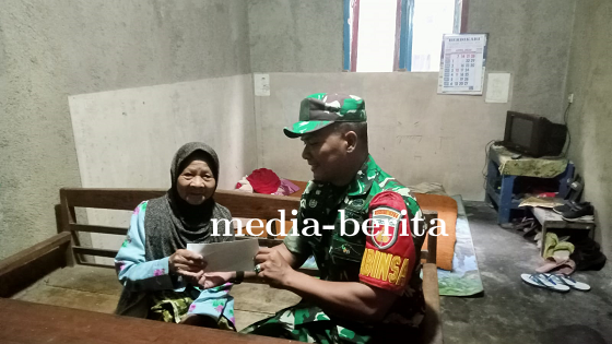 Penyaluran Zakat Fitrah oleh Kodim 0704 Banjarnegara Membantu Warga Kurang Mampu