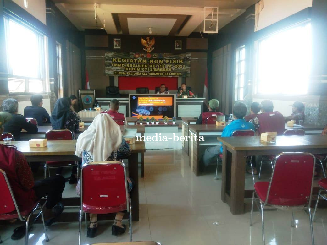 Dinsos Brebes Sosialisasikan Validasi Data Kemiskinan siks-dj.go.ig