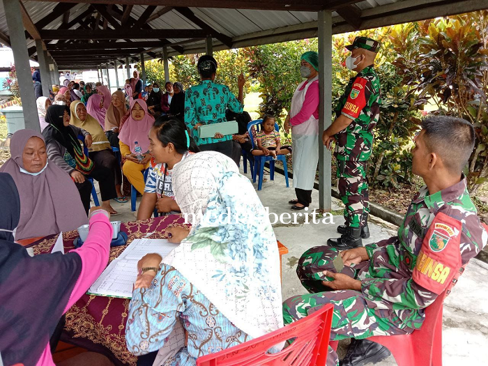 Sukseskan Program Keluarga Sehat Babinsa Koramil Skanto Lakukan Pendampingan KB Kesehatan