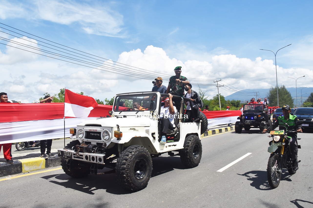 Sukseskan Pembentangan Bendera Merah Putih Panjang 11.000 Meter Kodim Jayapura Kerahkan 100 Prajurit