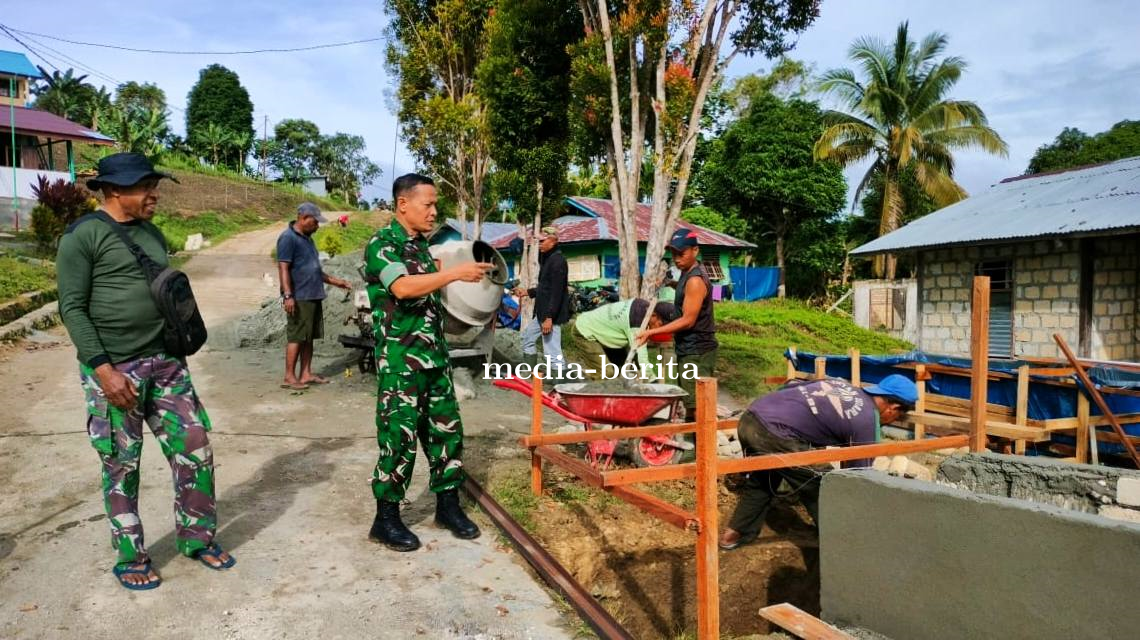 Pastikan Berjalan Lancar Pasiter Kodim Jayapura Pantau Pembangunan Fisik Program TMMD