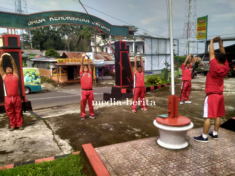 Jaga Kebugaran, Anggota Koramil Bojong Kodim Tegal melaksanakan Senam dan Jalan Santai  