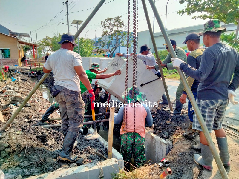 Satgas TMMD Kodim 0712 Tegal Telah Pasang U-Ditch