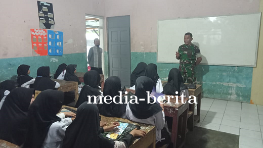 Danramil Bumijawa Berikan Wasbang Kepada Pelajar Madrasah Diniyah Takmiliyah Al – Ikhsaniyah