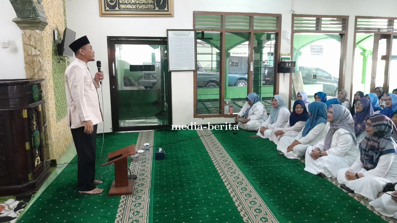 Persit KCK Cabang XXII Dim 0712 Tegal Gelar Pengajian Rutin dan Bimbingan Rohani